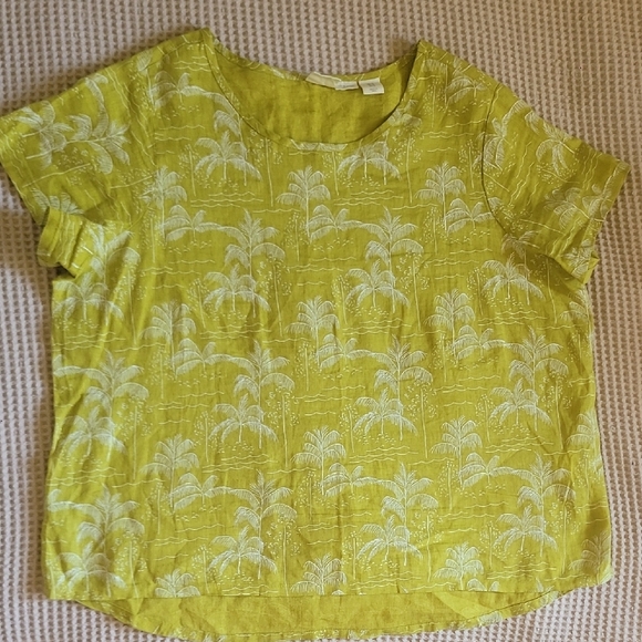 C&C California Tops - Linen Palm Print Green Women's Top Size 1X